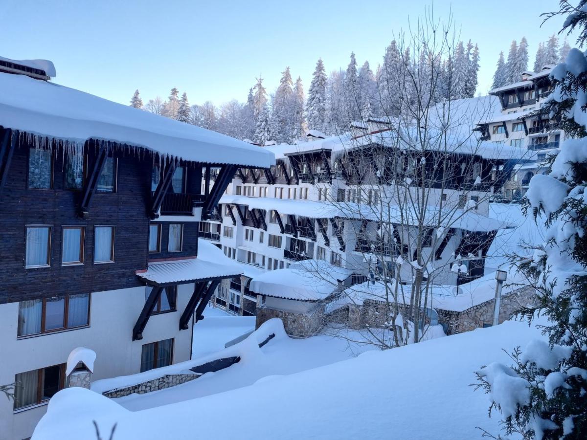 Grand Monastery Hotel Apartments Pamporovo Eksteriør billede